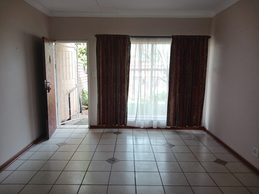 2 Bedroom Property for Sale in Songloed North West